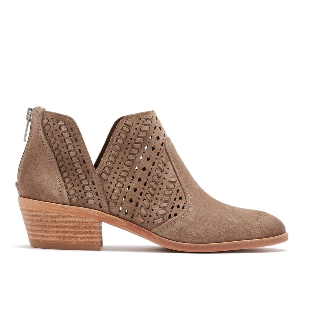 NWB Vince Camuto Prasata Split Shaft Bootie